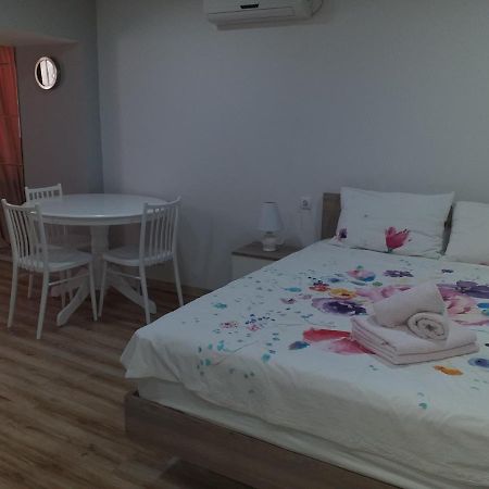 Boutique Apartment 17 Tbilisi Ngoại thất bức ảnh