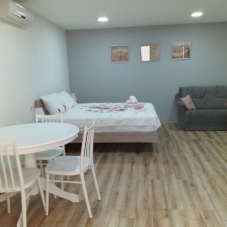 Boutique Apartment 17 Tbilisi Ngoại thất bức ảnh