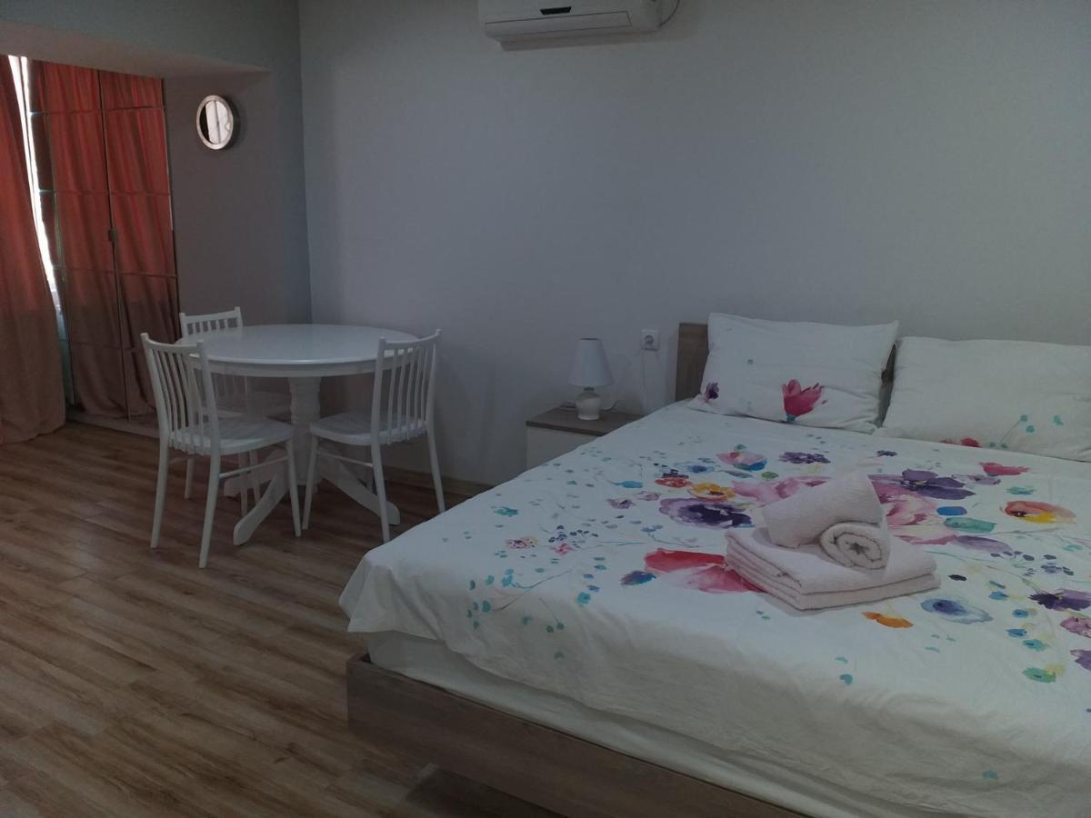 Boutique Apartment 17 Tbilisi Ngoại thất bức ảnh