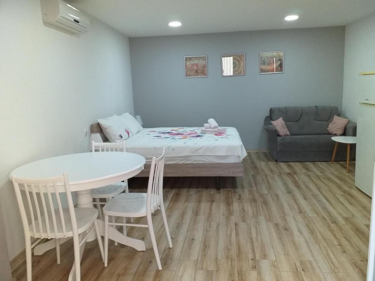 Boutique Apartment 17 Tbilisi Ngoại thất bức ảnh